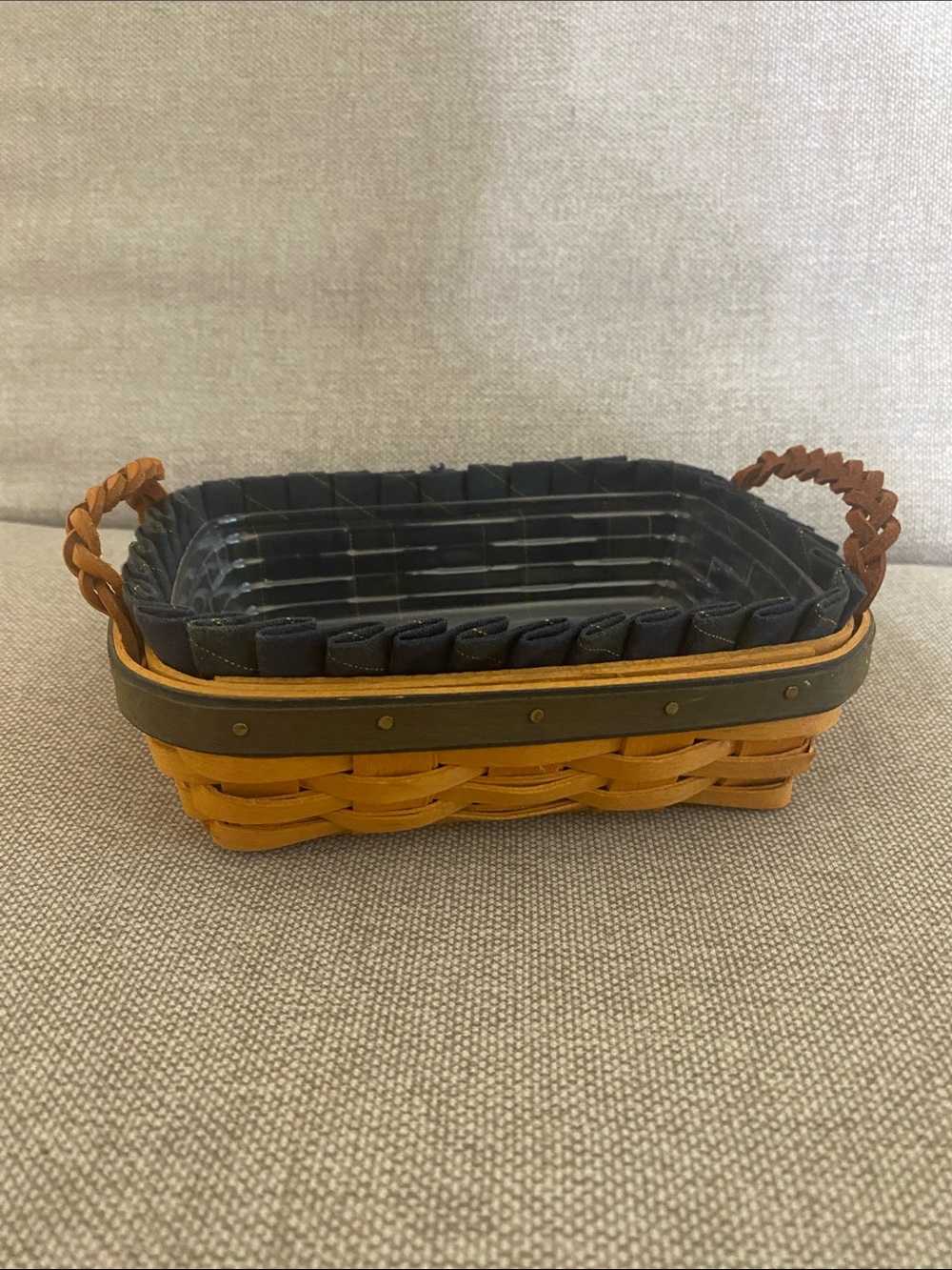 Longaberger 2002 Collectors Club Renewal Basket